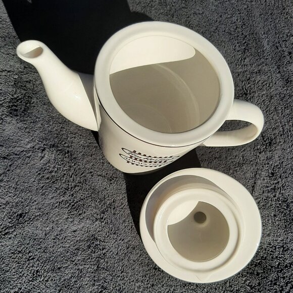 Tim Hortons 2 Cup Tea Pot White Always Fresh No Box - Picture 7 of 10